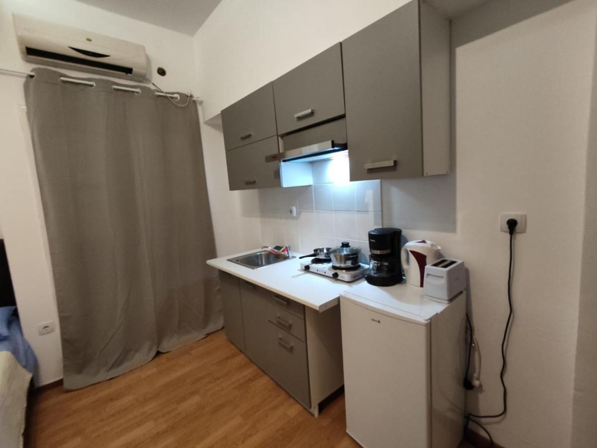 Pure Urban Premium Metro Agios Nikolaos Apartman Athén Kültér fotó